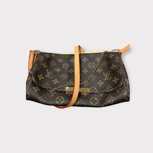 Handbags - Imitation Clutch-Excellent Condition!!